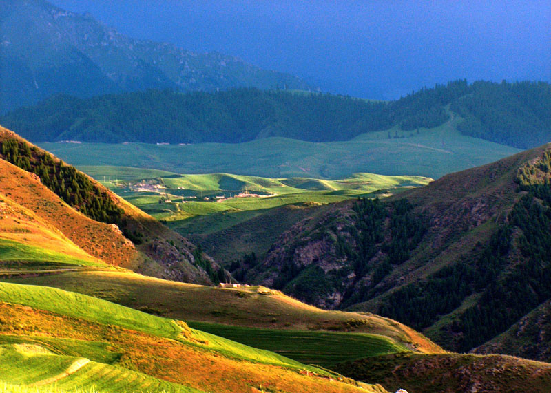 稻城亞丁、中甸、麗江九日環(huán)線游