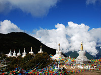 川藏南線成都、新都橋、波密、山南、珠峰14日游