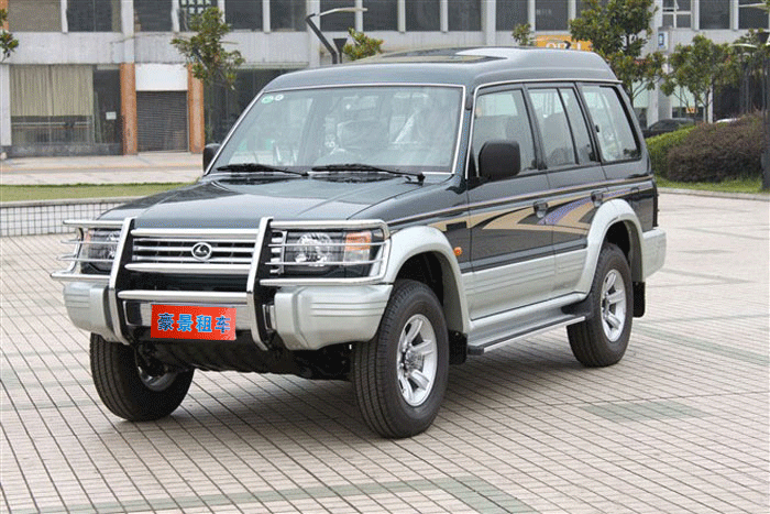 成都租三菱、長豐獵豹