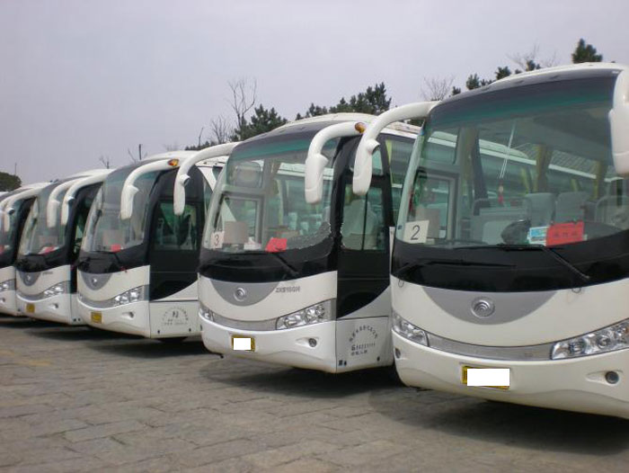 成都租大巴車(chē)-宇通