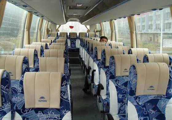 成都租大巴車(chē)-宇通