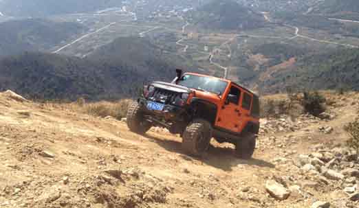 成都租越野車，好&ldquo;足&rdquo;很重要