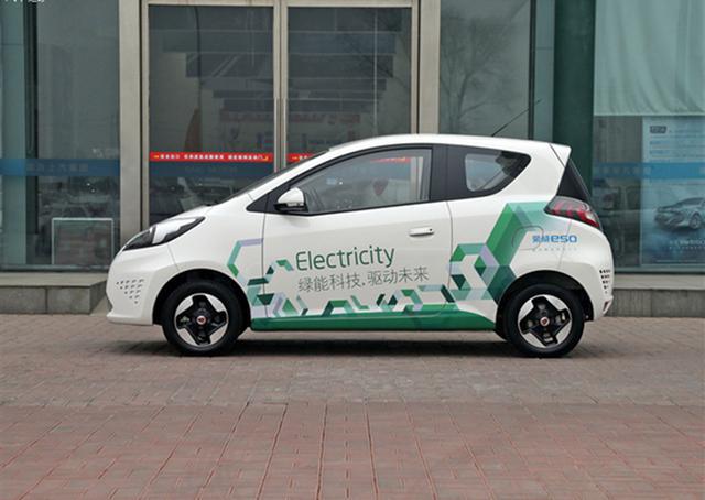 成都租車(chē)公司看萎縮不堪的國(guó)產(chǎn)小車(chē)A0級(jí)市場(chǎng)